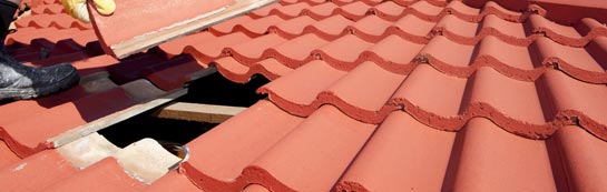 compare Clawdd Poncen roof repair quotes